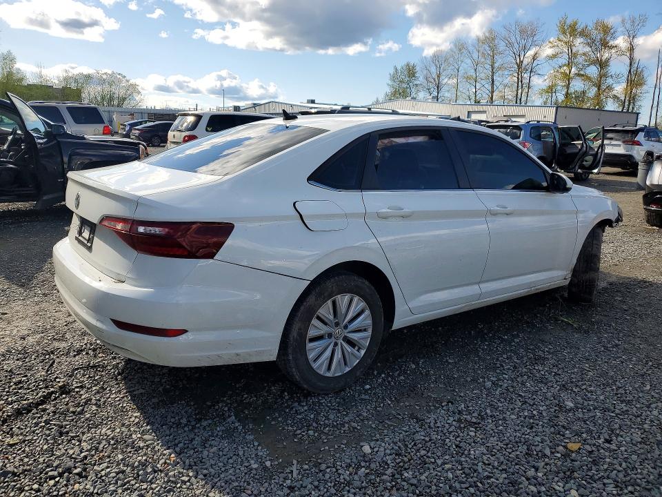 3VWCB7BU9LM058624