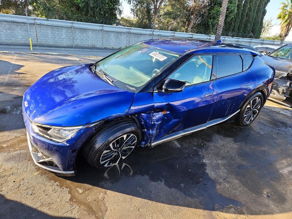 2024 KIA EV6 LIGHT — VIN KNDC34LA4R5211590