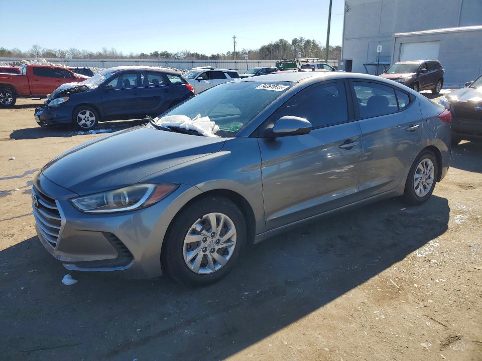 2018 HYUNDAI ELANTRA — VIN KMHD74LF5JU685591