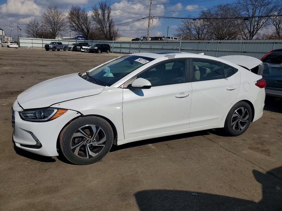 2017 HYUNDAI ELANTRA — VIN 5NPD84LF2HH183918