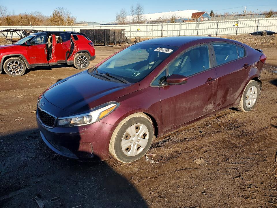2018 KIA FORTE — VIN 3KPFK4A73JE258240