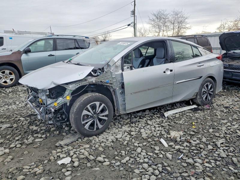 2017 TOYOTA PRIUS PRIME — VIN JTDKARFPXH3041924