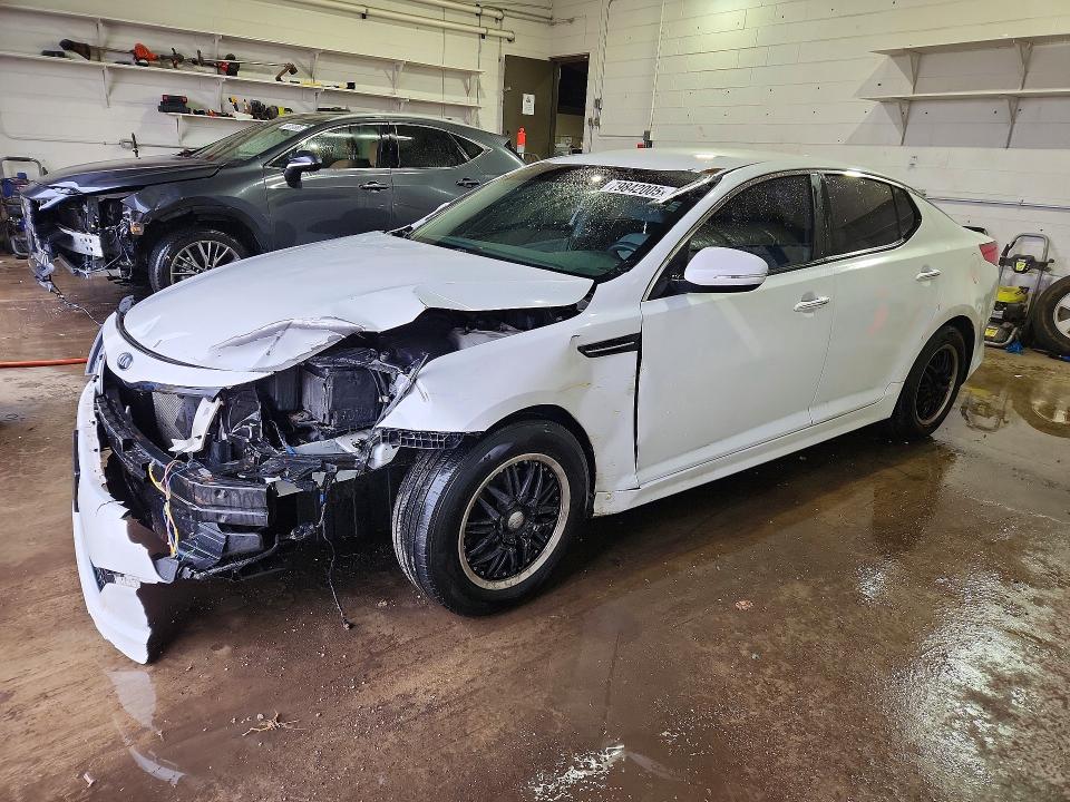 2015 KIA OPTIMA — VIN 5XXGM4A71FG375134