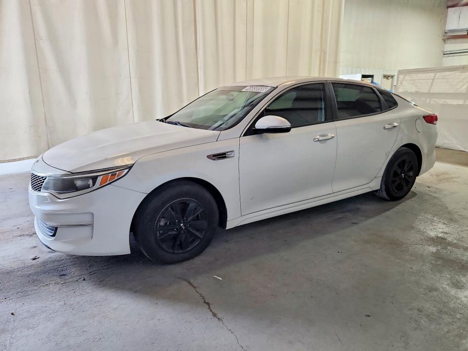 2018 KIA OPTIMA — VIN 5XXGT4L30JG220998