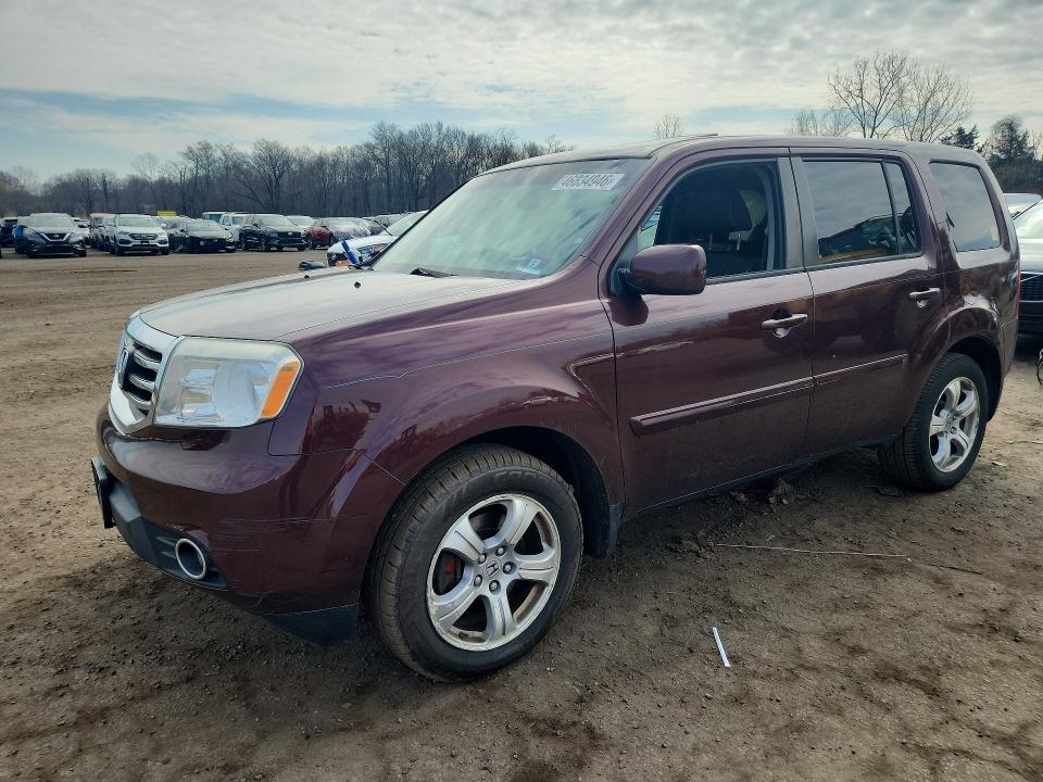 2015 HONDA PILOT — VIN 5FNYF4H59FB012702