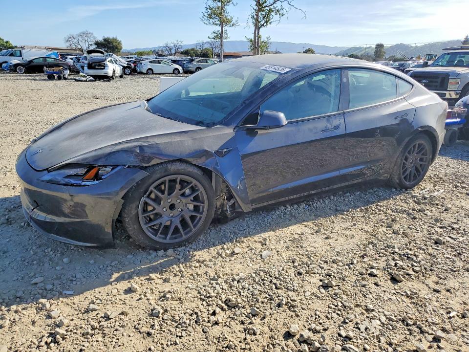 2025 TESLA 3 — VIN 5YJ3E1EA2SF914518