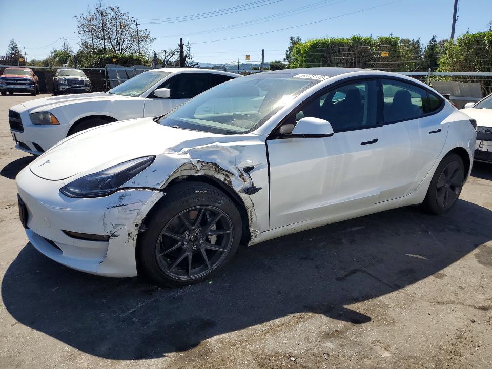 2021 TESLA MODEL 3 — VIN 5YJ3E1EB6MF879042