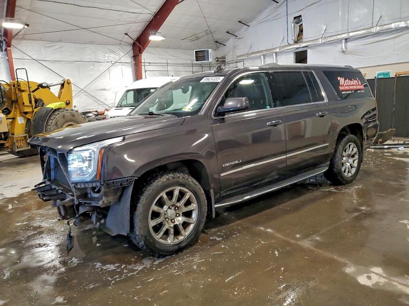 2017 GMC YUKON XL — VIN 1GKS2HKJ5HR171572