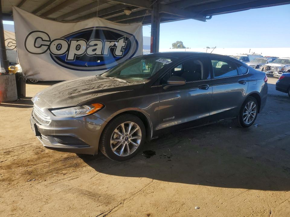 2017 FORD FUSION — VIN 3FA6P0LU8HR381084