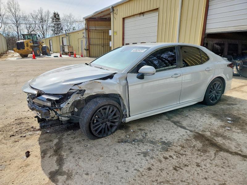2022 TOYOTA CAMRY — VIN 4T1G11AK6NU007063