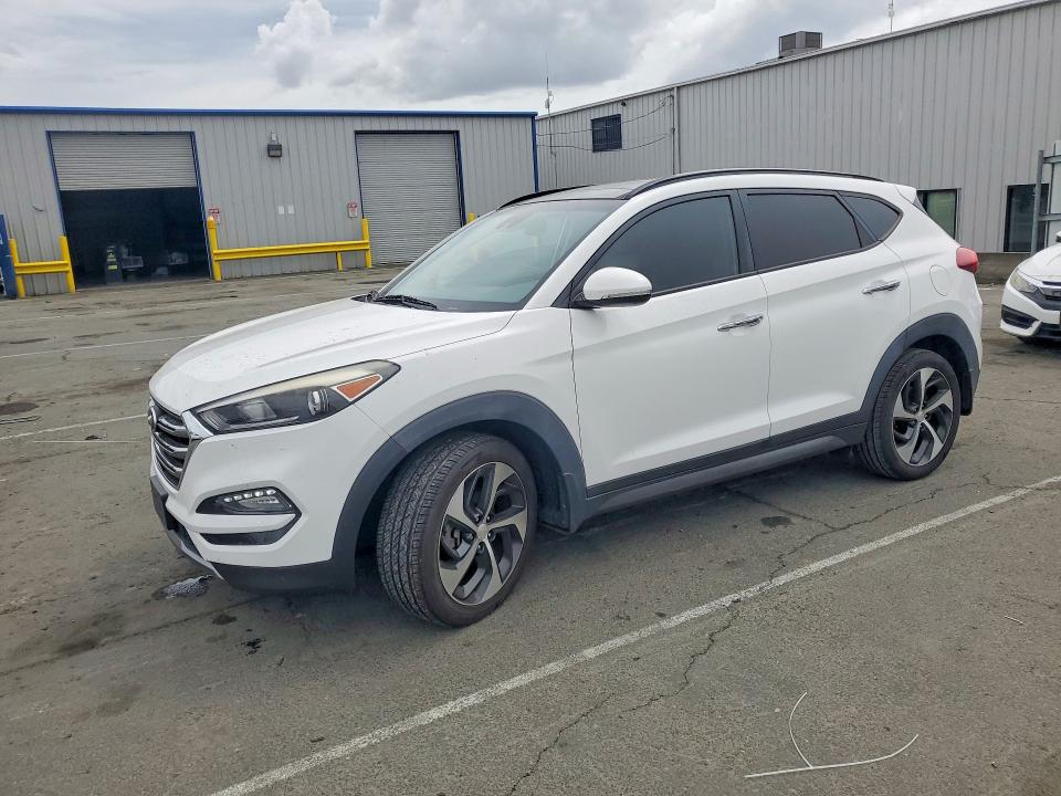 2016 HYUNDAI TUCSON — VIN KM8J33A26GU058237