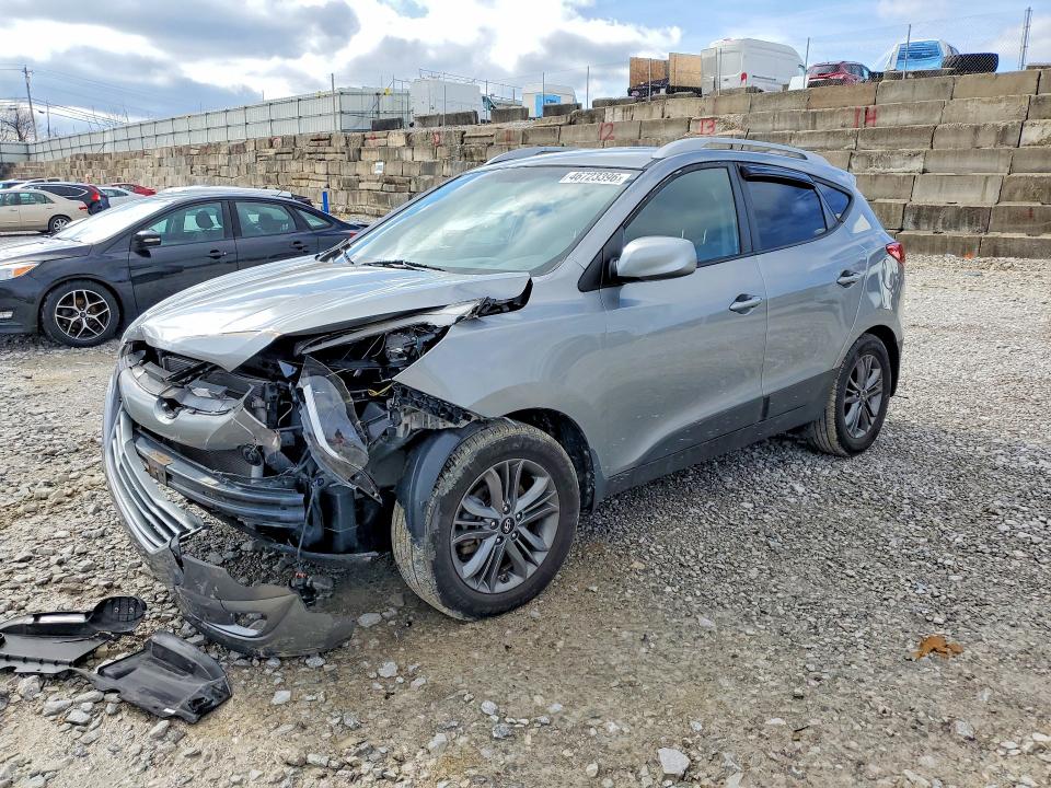 2015 HYUNDAI TUCSON — VIN KM8JUCAGXFU075789