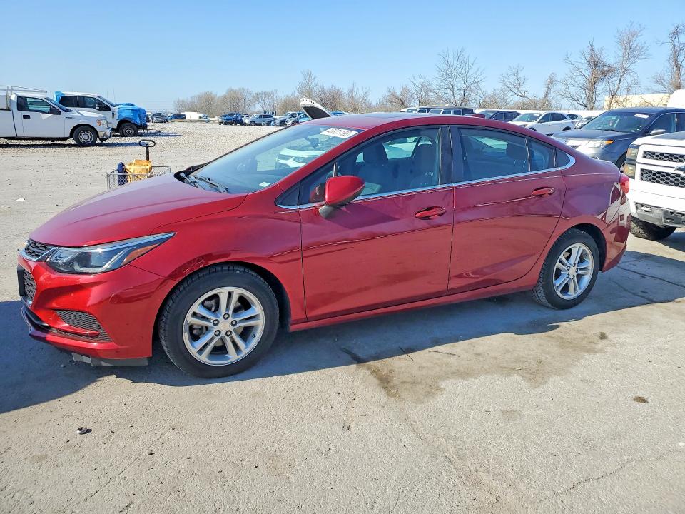 2018 CHEVROLET CRUZE — VIN 1G1BE5SMXJ7132904