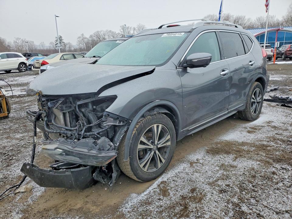 2017 NISSAN ROGUE — VIN 5N1AT2MV8HC731424