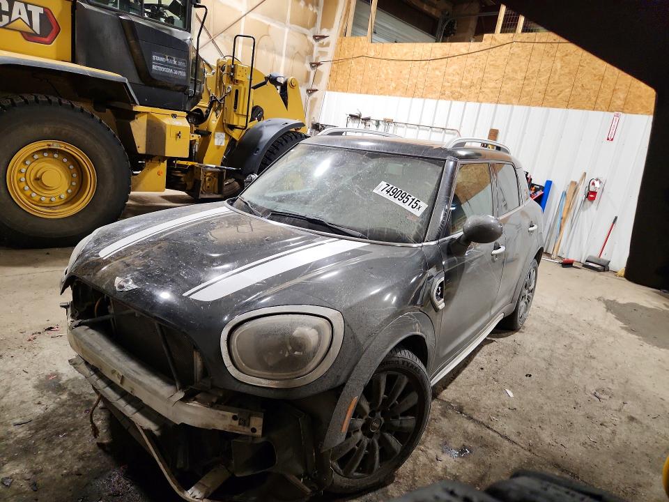 2018 MINI COOPER S C — VIN WMZYT5C39J3D82853