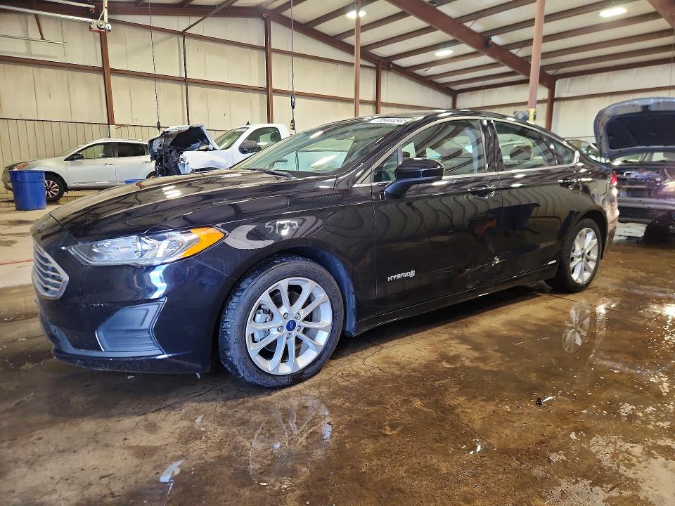 2019 FORD FUSION — VIN 3FA6P0LU5KR192772