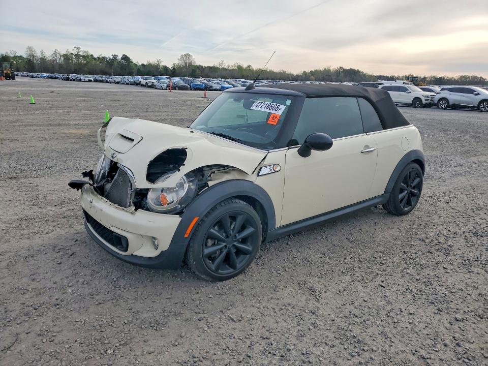 2015 MINI COOPER — VIN WMWZP3C58FT708562