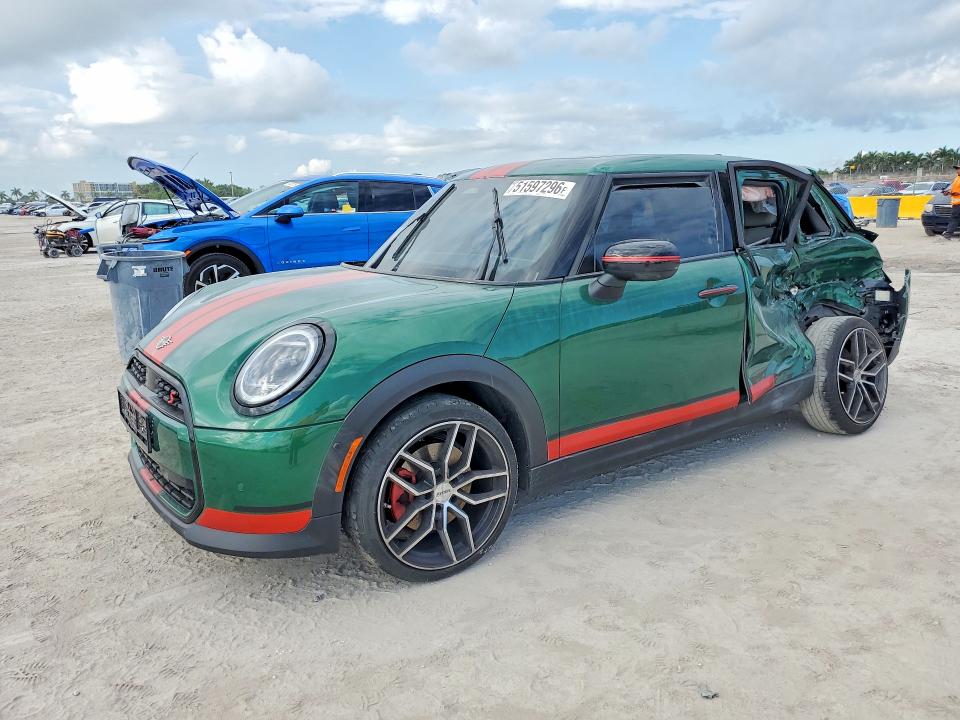 2025 MINI COOPER — VIN WMW53GD0XS2W36817