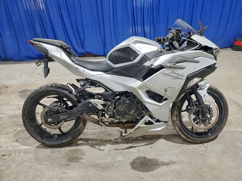 2025 KAWASAKI EX500 — VIN ML5EXGG16SDA68238