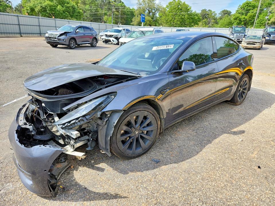2022 TESLA MODEL 3 — VIN 5YJ3E1EB4NF111495