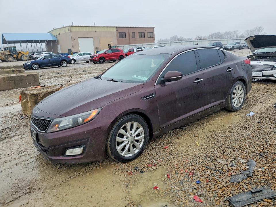 2015 KIA OPTIMA — VIN 5XXGM4A77FG356829