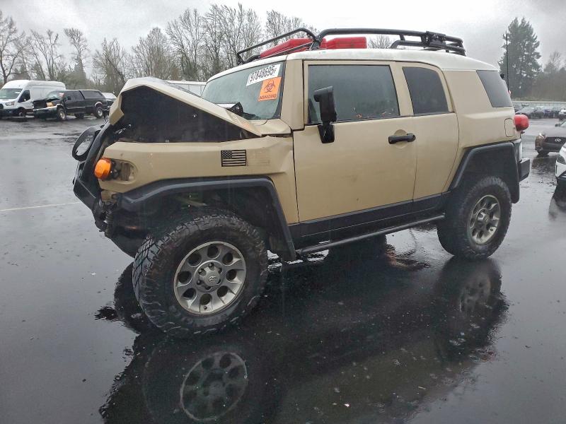 2011 TOYOTA FJ CRUISER — VIN JTEBU4BF6BK102086