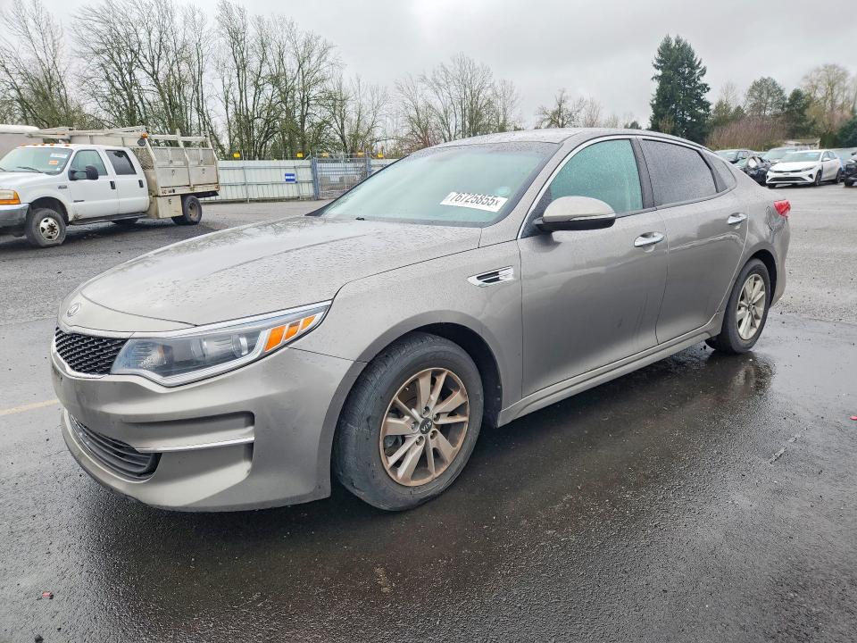 2017 KIA OPTIMA — VIN 5XXGT4L32HG149345