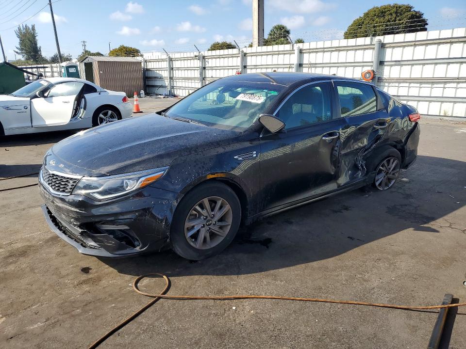2020 KIA OPTIMA — VIN 5XXGT4L35LG418155
