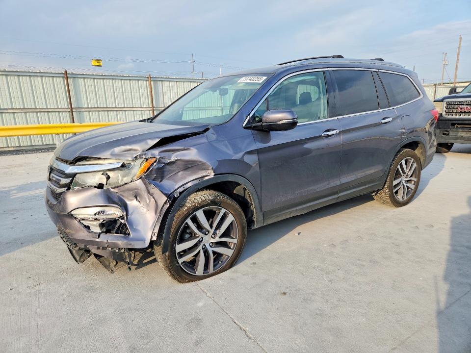2017 HONDA PILOT — VIN 5FNYF6H03HB067780