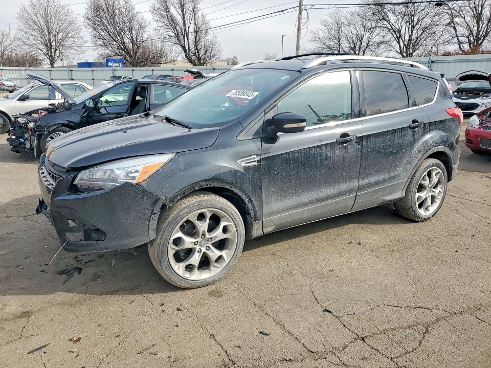 2015 FORD ESCAPE — VIN 1FMCU9J92FUC11104