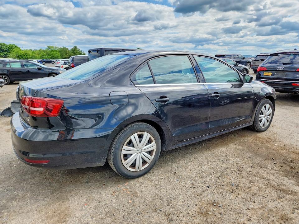 3VW2B7AJ9HM294345