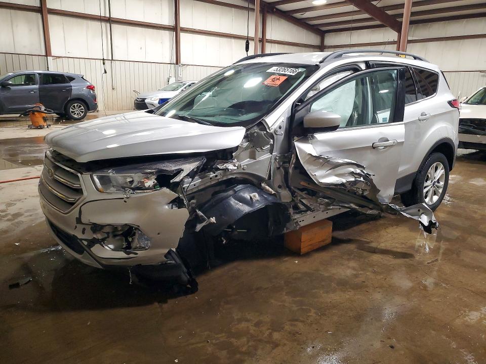 2018 FORD ESCAPE — VIN 1FMCU9GD4JUB94813