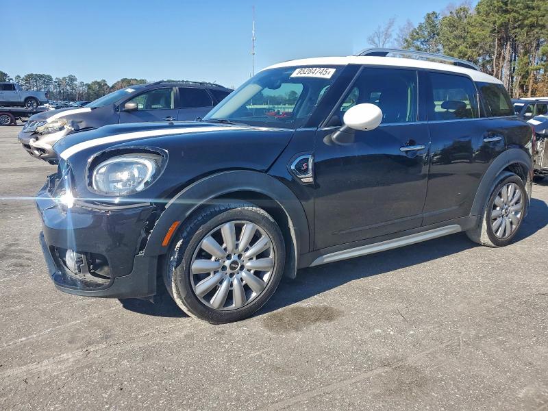 2018 MINI COOPER S C — VIN WMZYT3C3XJ3E93870
