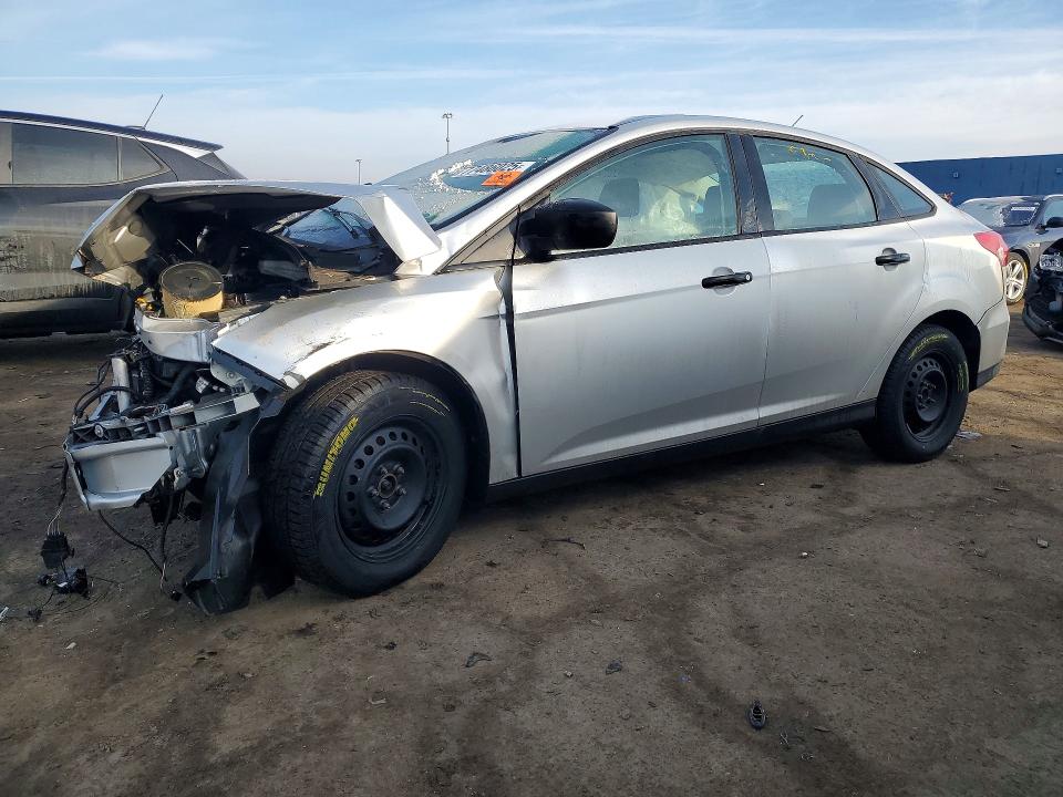 2018 FORD FOCUS — VIN 1FADP3E29JL269323