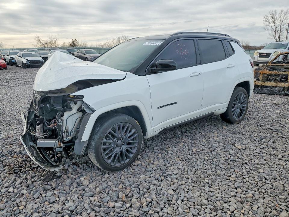2022 JEEP COMPASS — VIN 3C4NJDCB0NT144584