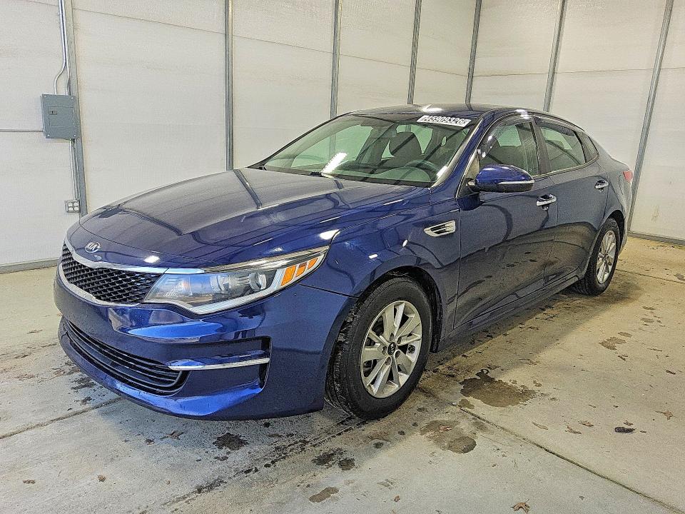 2018 KIA OPTIMA — VIN 5XXGT4L3XJG226176