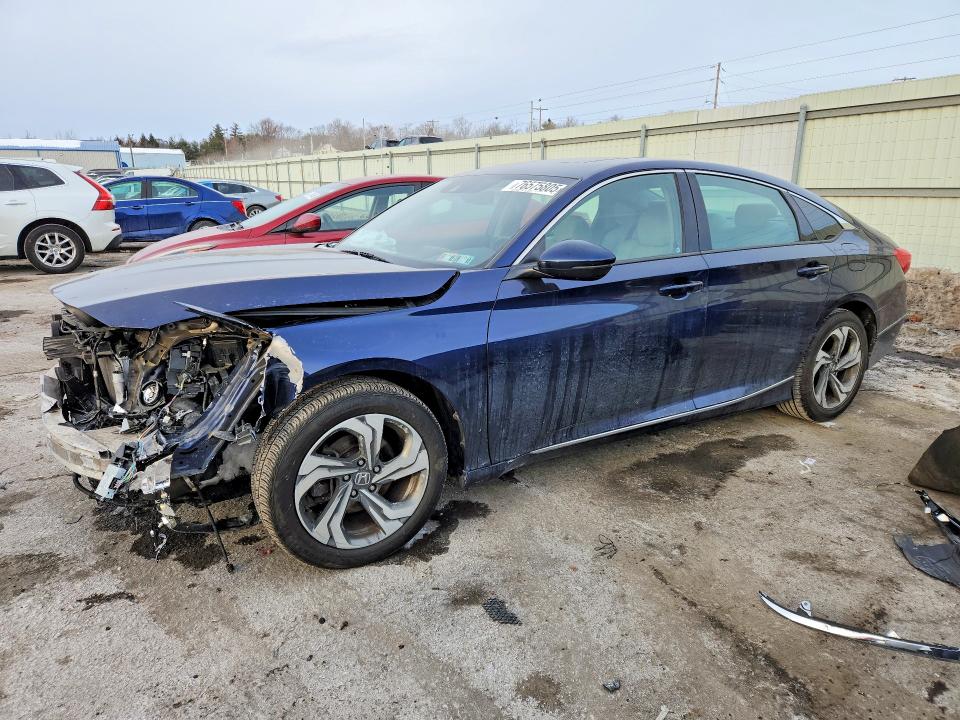 2018 HONDA ACCORD — VIN 1HGCV1F51JA067999