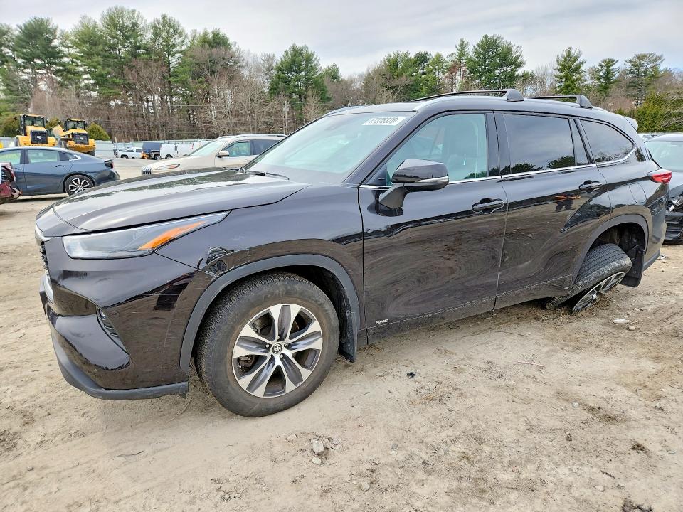 2022 TOYOTA HIGHLANDER HYBRID — VIN 5TDGBRCH3NS095754