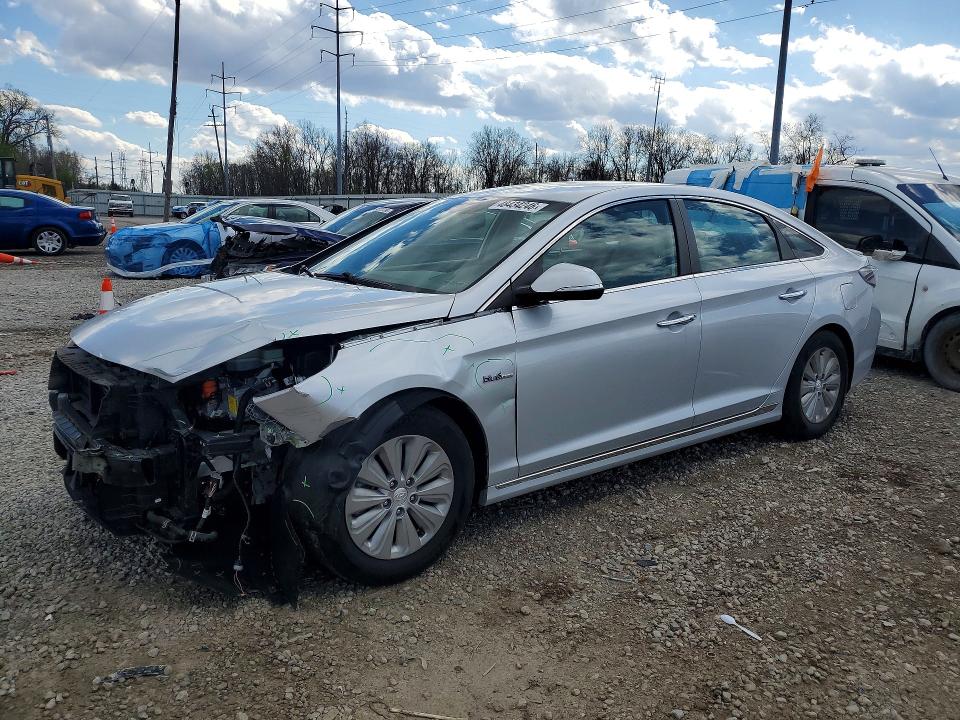 2016 HYUNDAI SONATA HYBRID — VIN KMHE24L15GA037329