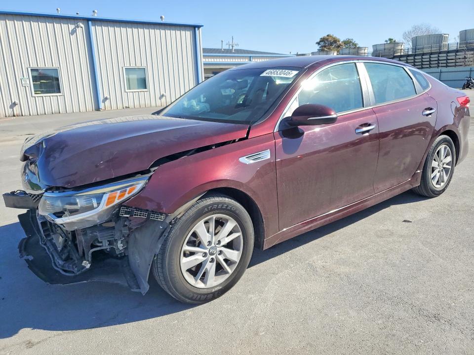 2018 KIA OPTIMA — VIN 5XXGT4L38JG215841