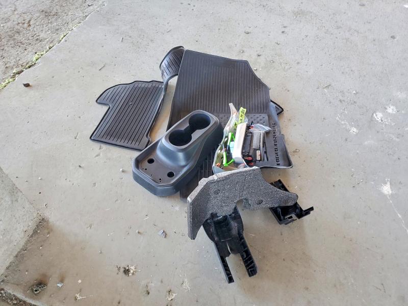 5TDEBRCH4RS607048