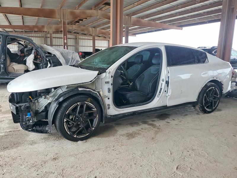 2025 KIA K4 — VIN 3KPFW4DE2SE050995