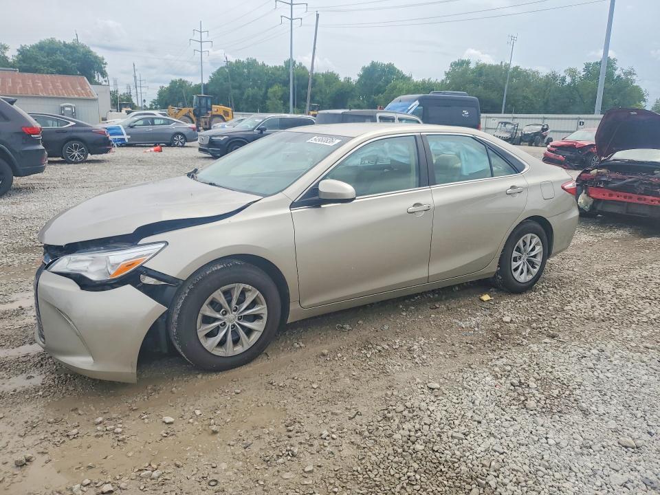 2016 TOYOTA CAMRY — VIN 4T4BF1FK7GR537930