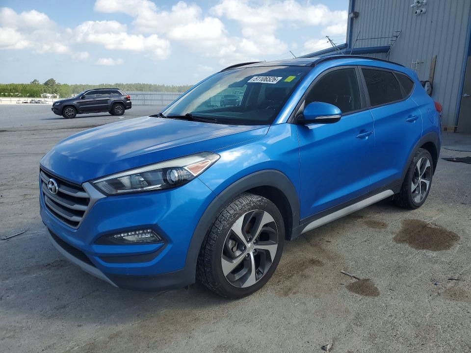 2017 HYUNDAI TUCSON — VIN KM8J33A2XHU574215