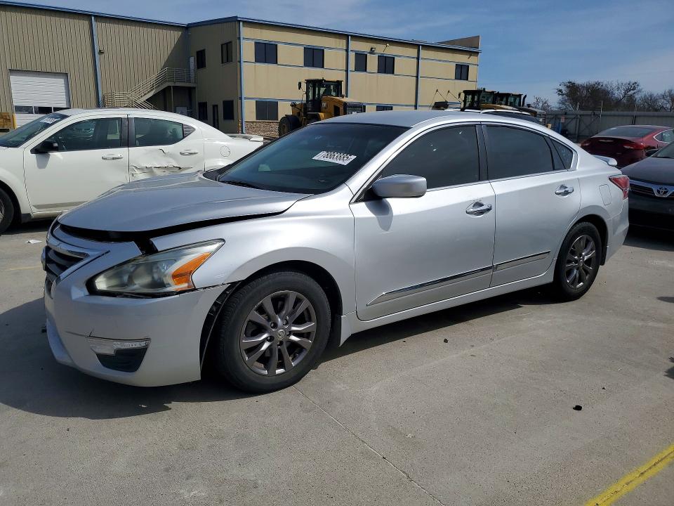 2015 NISSAN ALTIMA — VIN 1N4AL3AP4FN346045
