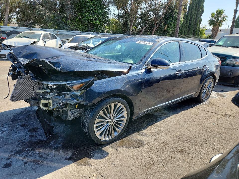 2018 KIA CADENZA — VIN KNALC4J14J5104852