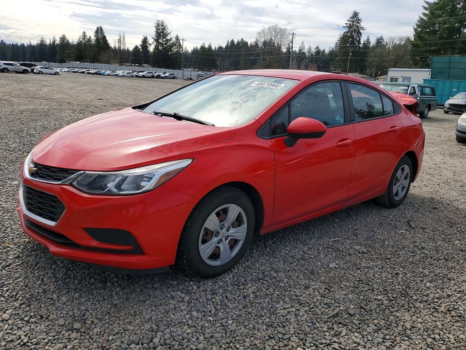 2018 CHEVROLET CRUZE — VIN 1G1BC5SM8J7106601