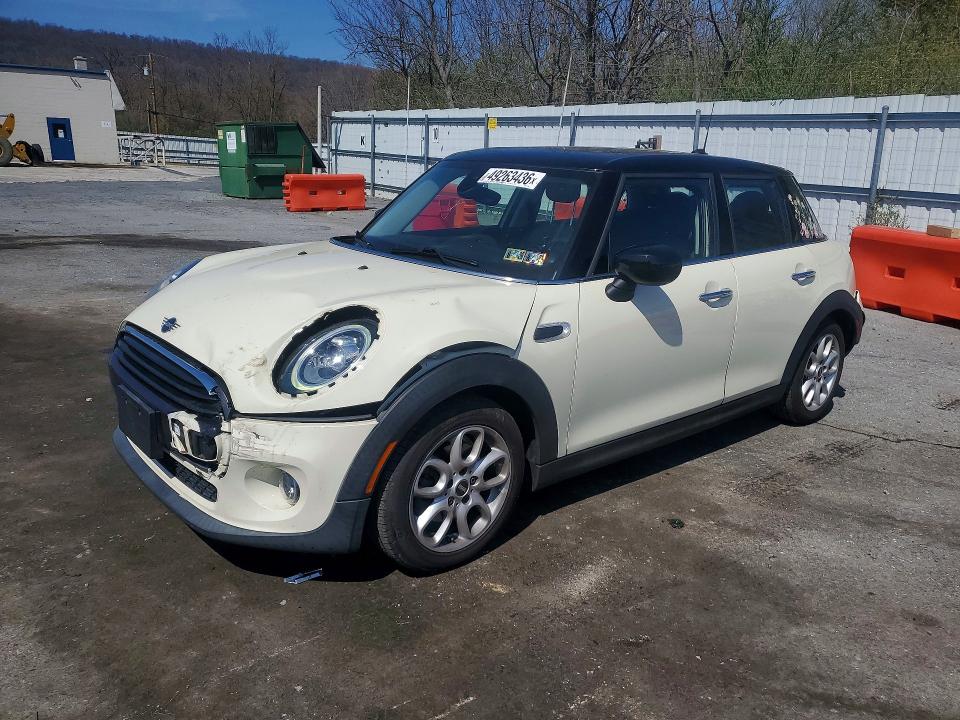 2020 MINI COOPER — VIN WMWXU7C09L2L75933