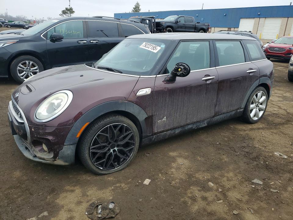 2017 MINI COOPER — VIN WMWLU5C5XH2E81462
