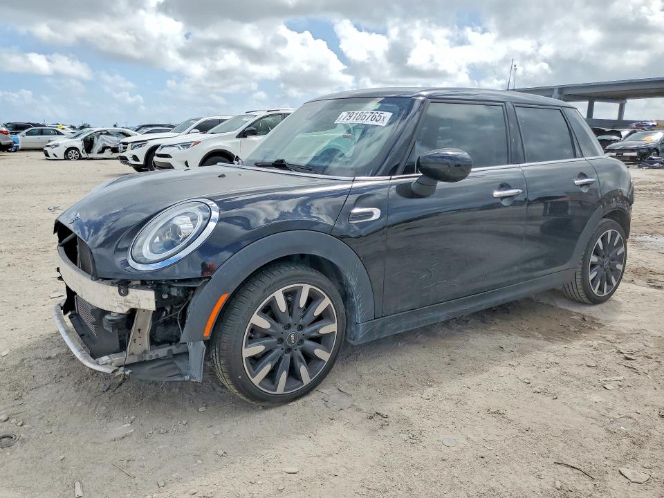 2020 MINI COOPER — VIN WMWXU7C09L2M39419